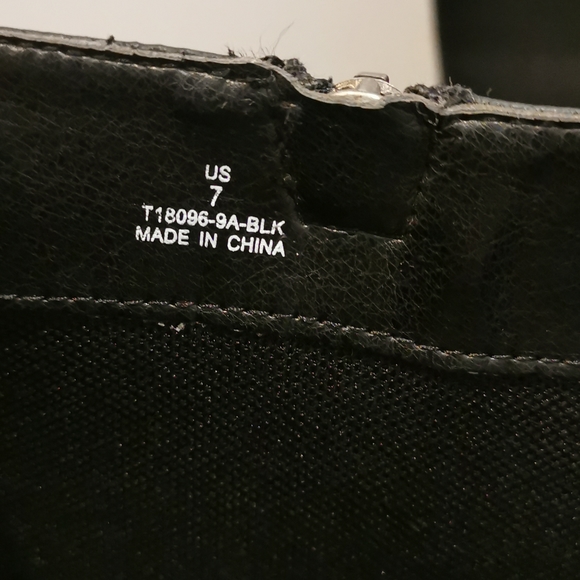 DLG vegan black boots - Picture 3 of 4